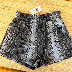 Entro snakeskin print shorts